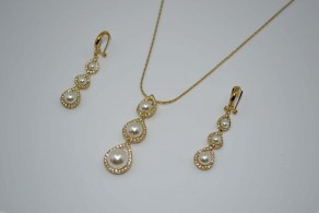 3 DROP GOLD PLATED NECKLACE EARRING SET,WEDDING, BRIDAL WEAR